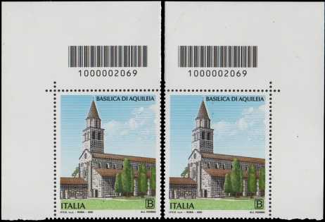 Basilica di Aquileia - coppia di francobolli con codice a barre n° 2069 in ALTO destra-sinistra
