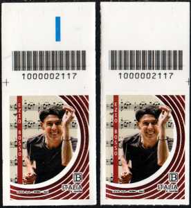 Ezio Bosso : 50° Anniversario della nascita - coppia di francobolli con codice a barre n° 2117 in ALTO destra-sinistra