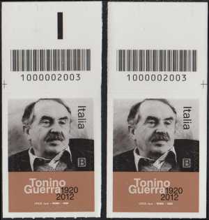 Le Eccellenze italiane dello spettacolo :Tonino Guerra - Centenario della nascita - coppia di francobolli con codice a barre n° 2003 in ALTO destra-sinistra