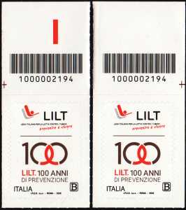 LILT : Lega Italiana per la Lotta contro i Tumori - Centenario della fondazione - coppia di francobolli con codice a barre n° 2194 IN  ALTO  destra-sinistra