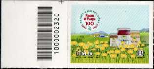 Eccellenze del sistema produttivo ed economico - Rigoni di Asiago S.r.L. - 100° Anniversario della fondazione - francobollo con codice a barre n° 2320 a SINISTRA   in  alto