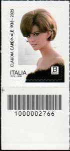 Claudia Cardinale - francobollo con codice a barre n°  2766   in  BASSO  a  sinistra