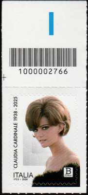 Claudia Cardinale - francobollo con codice a barre n°  2766   in  ALTO  a  sinistra