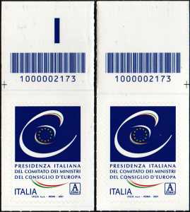 Presidenza Italiana del Comitato dei Ministri del Consiglio d’Europa - coppia di francobolli con codice a barre n° 2173 in ALTO destra-sinistra