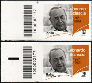 Leonardo Sciascia - Centenario della nascita - coppia di francobolli con codice a barre n° 2177 a SINISTRA alto basso
